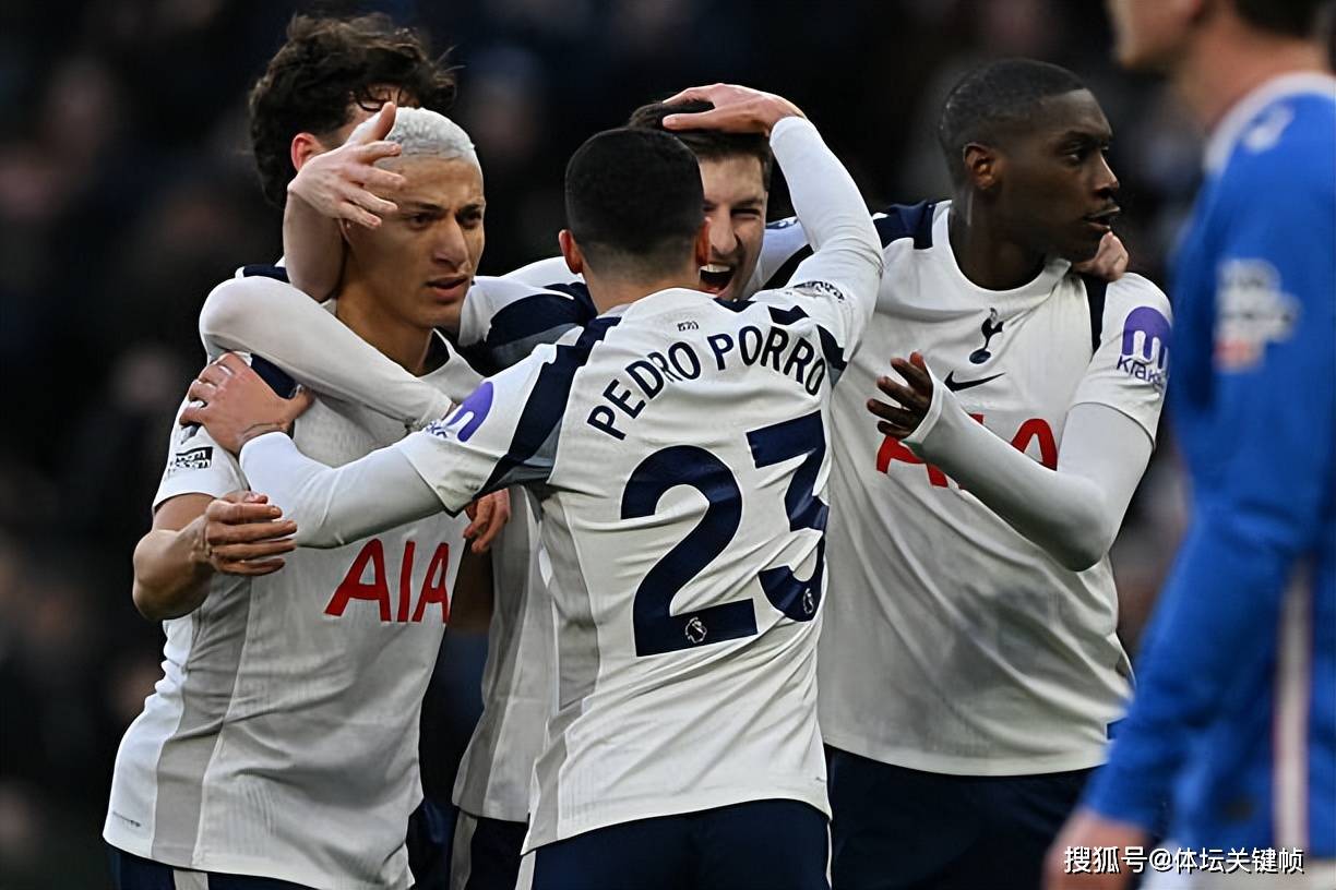 九游体育-包含拜仁慕尼黑迎英超关键赛，窗口期伤情更新，话题不断，赛程密集仍需轮换的词条