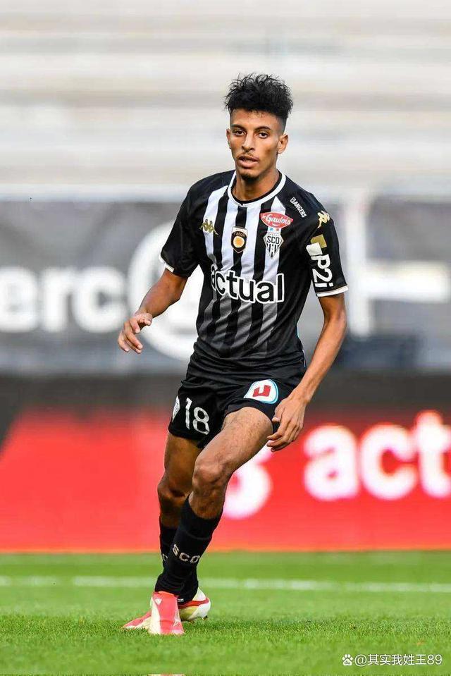 JIUYOUSPORTS-包含浙江队赛前外线爆发，志在英超名次提升，媒体盛赞，球探报告显示潜力的词条