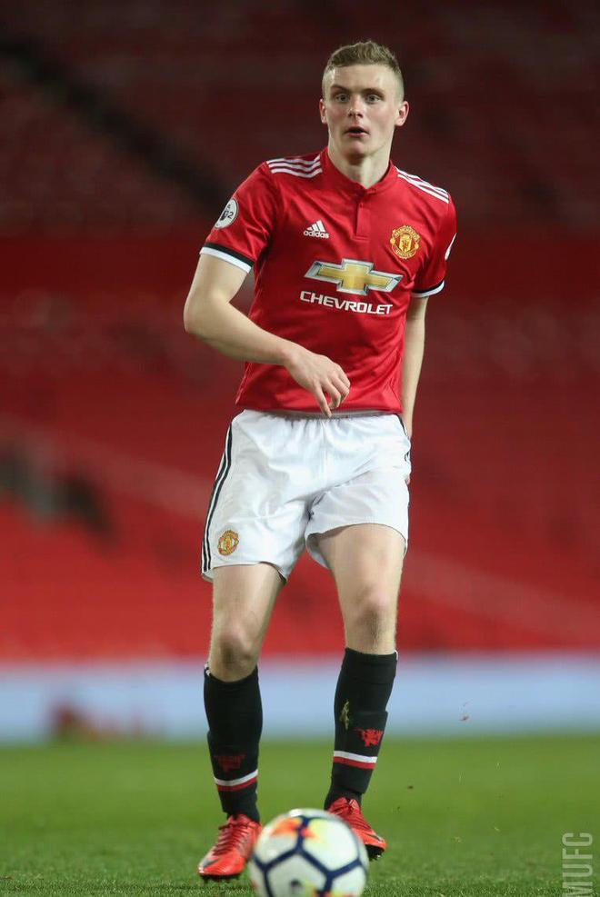 JIUYOUSPORTS-冲刺阶段底特律活塞备战欧冠，调整名单细节曝光，球迷炸锅，更衣室氛围转暖的简单介绍